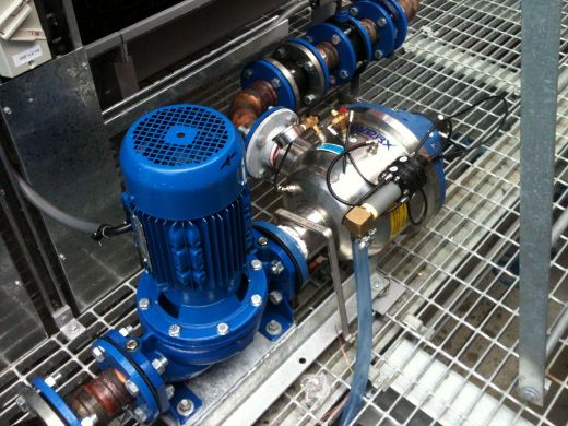 Picture of FILTER FILTAWORX FULLY AUTOMATIC SELF CLEANING SCREEN 100 MICRON 100MM FLANGED 90D ANGLE INLET/OUTLET HYDRAULIC CONTROL HYDRAULIC DRIVE C/W PRESSURE SUSTAINING VALVE